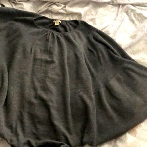 Batwing sleeve cape sweater size s/m brand cashmere..